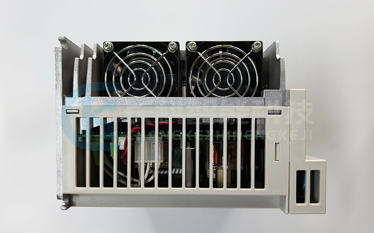 三菱伺服驅(qū)動(dòng)模塊MR-J2S-500B 三菱伺服驅(qū)動(dòng)模塊MR-J2S-500B